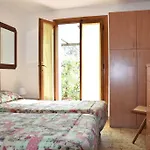 Lacona Daire